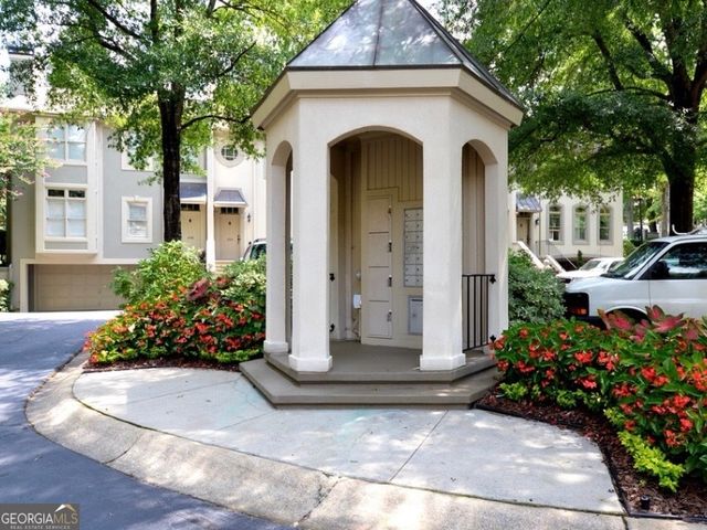 1232 Brookhaven Park Place NE, Brookhaven, GA 30319