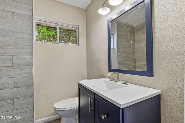 8828 Mount Elbert Drive, El Paso, TX 79904
