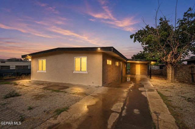 8828 Mount Elbert Drive, El Paso, TX 79904