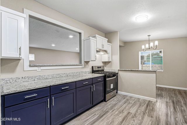 8828 Mount Elbert Drive, El Paso, TX 79904