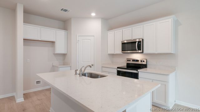 3510 N 35th Court, Broken Arrow, OK 74014