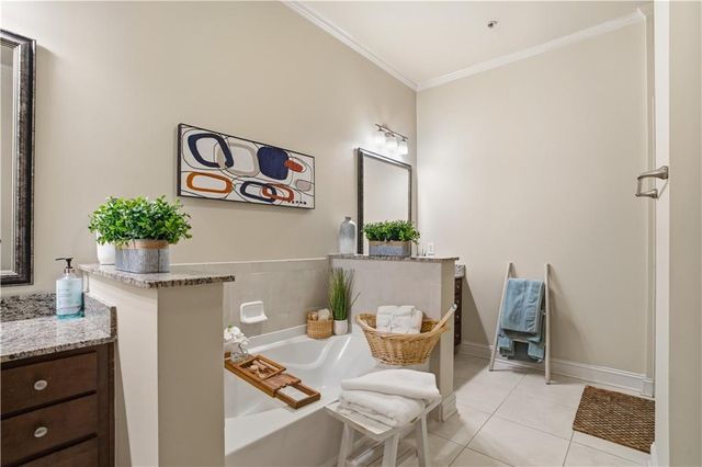 3621 Vinings Slope SE 2425, Atlanta, GA 30339
