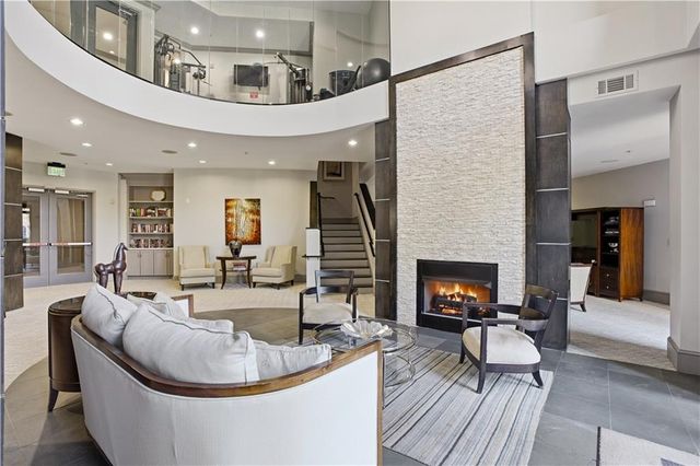 3621 Vinings Slope SE 2425, Atlanta, GA 30339