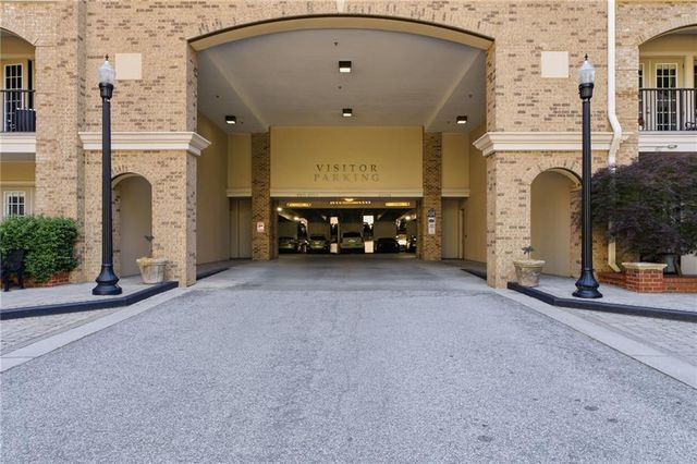 3621 Vinings Slope SE 2425, Atlanta, GA 30339