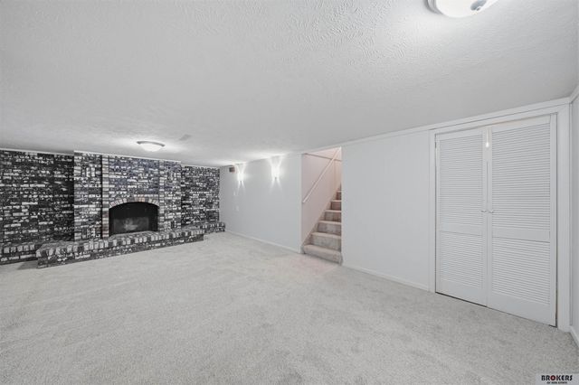 614 North Avenue, Seward, NE 68434