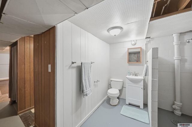 614 North Avenue, Seward, NE 68434