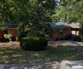 4318 Bonham Street, Dallas, TX 75229