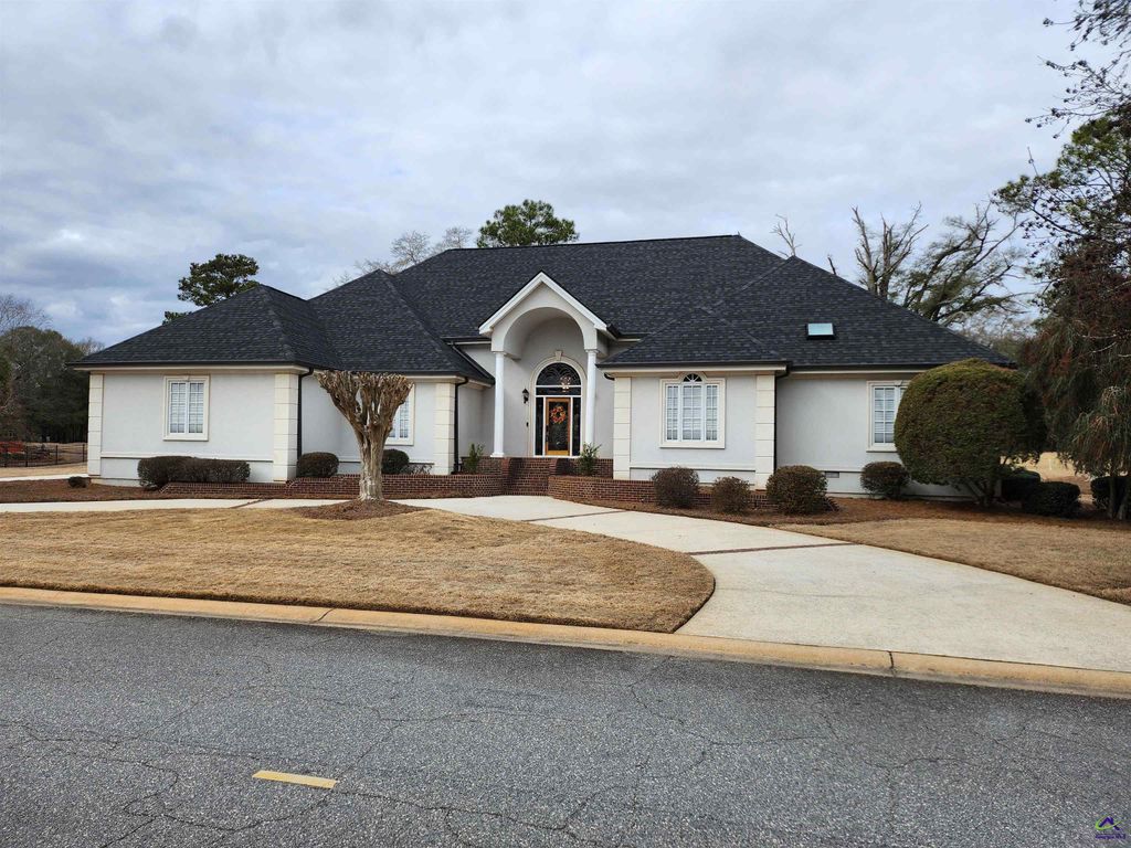 126 Heather Glen Boulevard, Kathleen, GA 31047