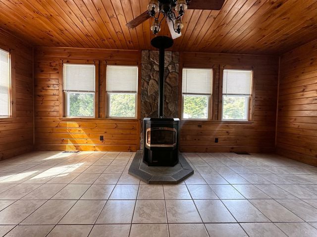 770 Main Street, Acushnet, MA 02743