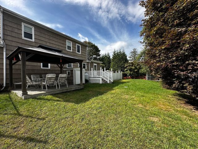 770 Main Street, Acushnet, MA 02743
