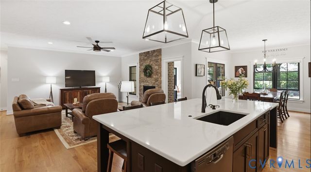 6212 Scaffold Ct, Sandston, VA 23150