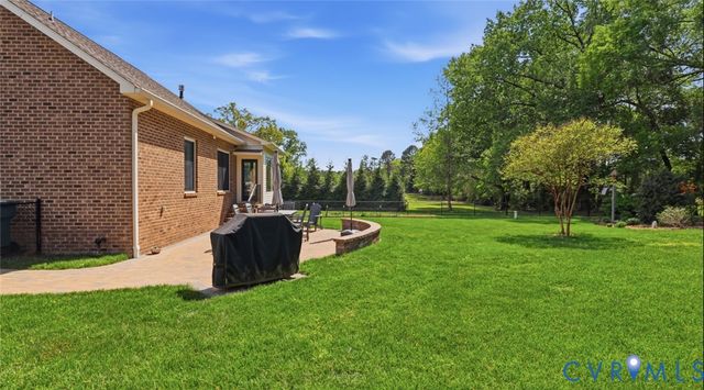 6212 Scaffold Ct, Sandston, VA 23150