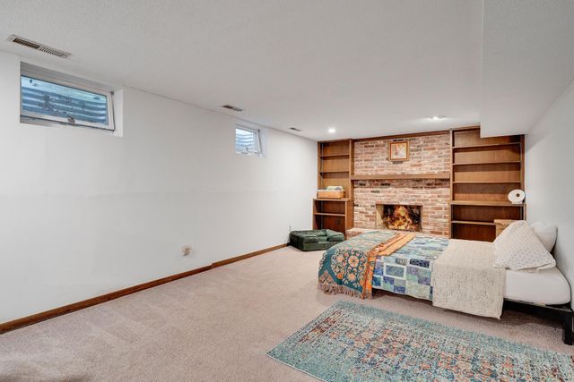 8359 Amsden Ridge Drive, Bloomington, MN 55438