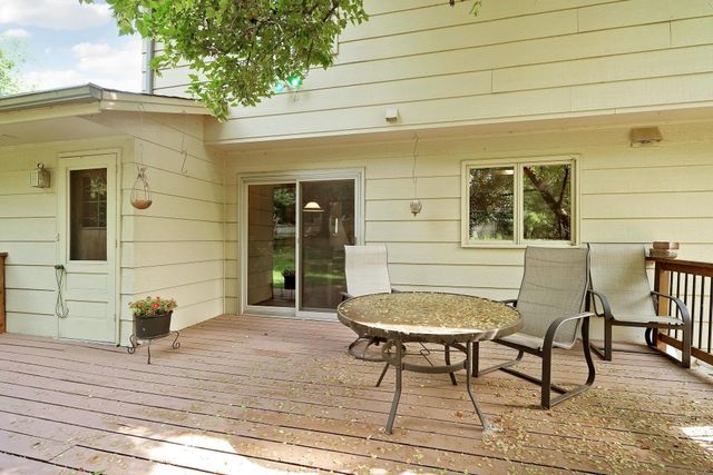 8359 Amsden Ridge Drive, Bloomington, MN 55438