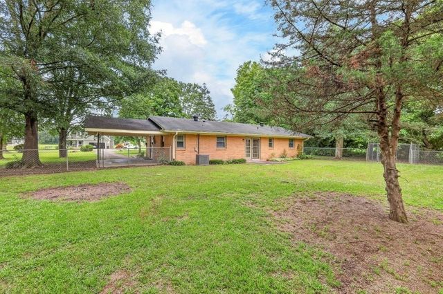 123 Houston Bell Road, Manchester, TN 37355