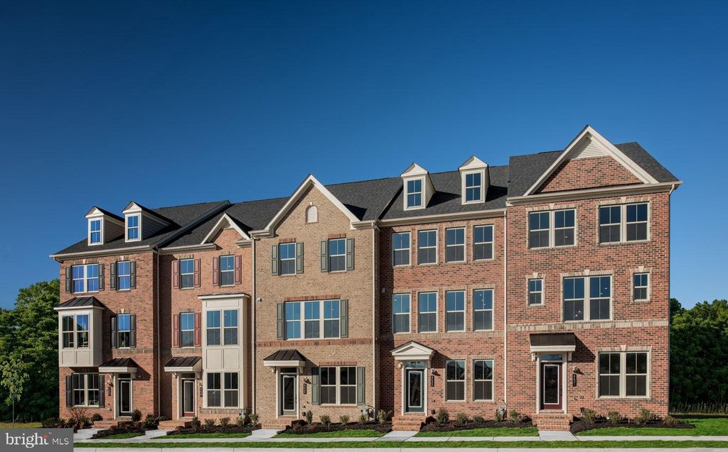 6620 CAMDEN ST, Middle River, MD 21220