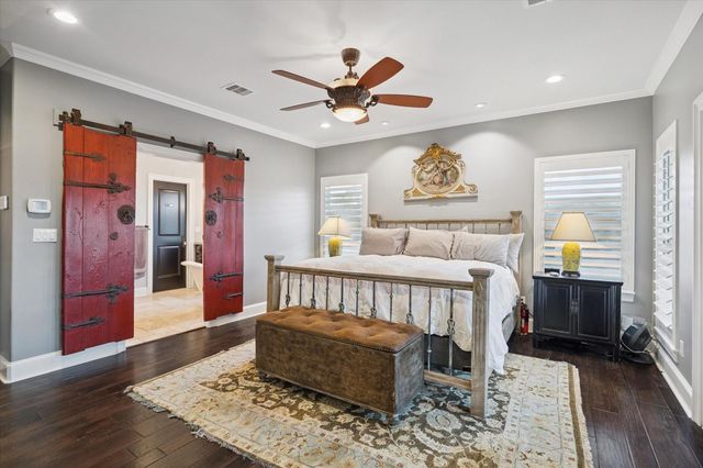 205 W 24th Street, Houston, TX 77008