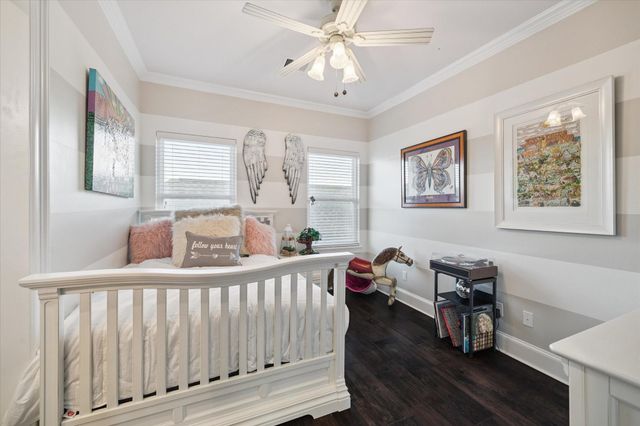 205 W 24th Street, Houston, TX 77008