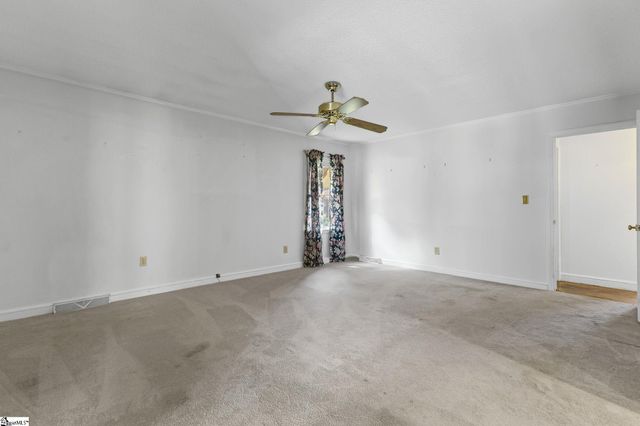 3 Plymouth Avenue, Greenville, SC 29607