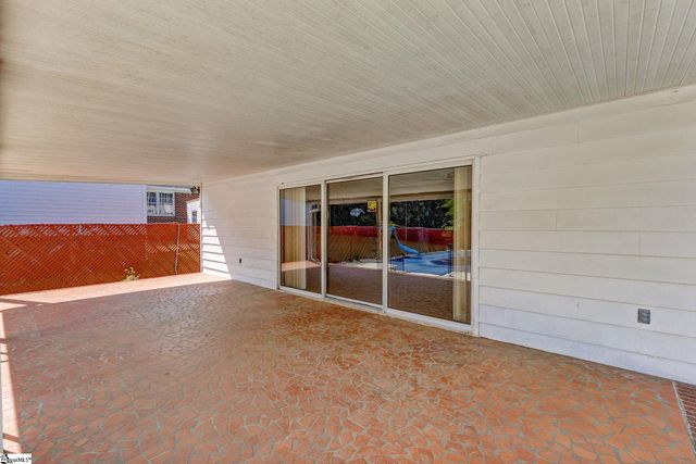 3 Plymouth Avenue, Greenville, SC 29607