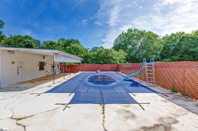 3 Plymouth Avenue, Greenville, SC 29607