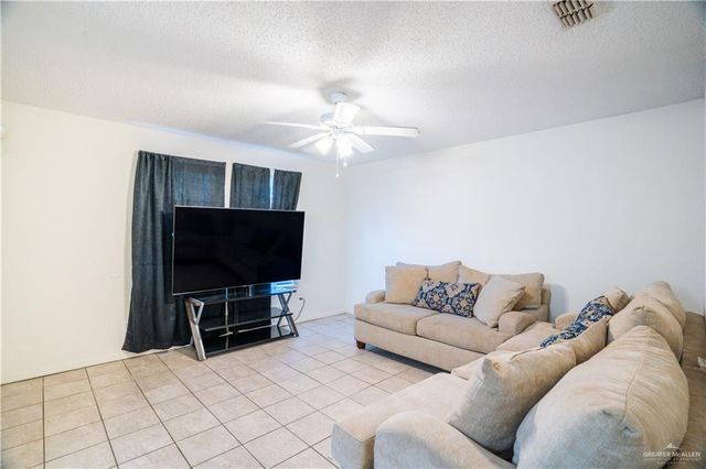 2807 Gayle Street, Edinburg, TX 78541