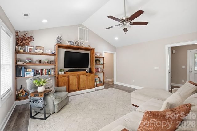 646 Marigold Drive, Kannapolis, NC 28083