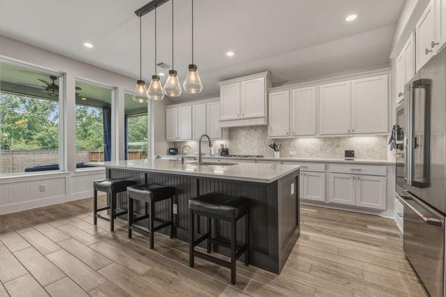 8514 Alford Point Drive, Magnolia, TX 77354
