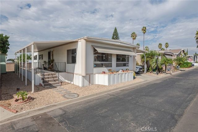 2755 Arrow Highway 142, La Verne, CA 91750
