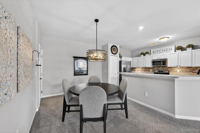 9789 Ridge Run Street, Hartland Township, MI 48855