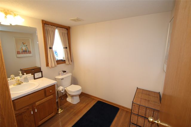 1111 NW Waterfront Drive, Ankeny, IA 50023