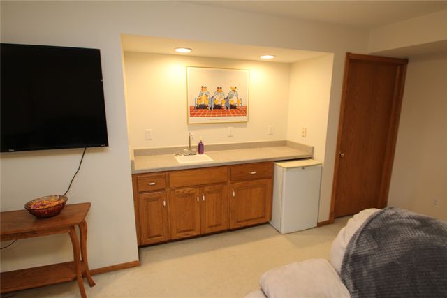 1111 NW Waterfront Drive, Ankeny, IA 50023