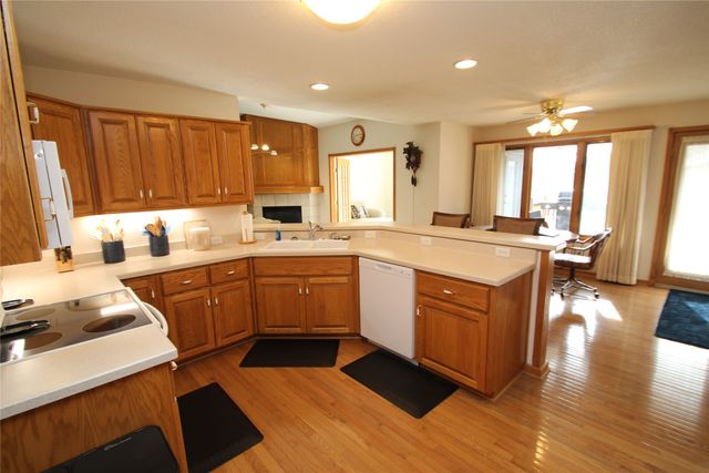 1111 NW Waterfront Drive, Ankeny, IA 50023