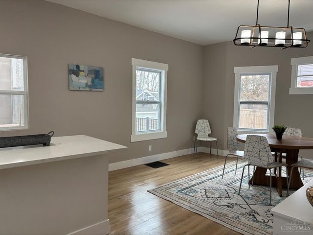 4424 Simpson Avenue, Cincinnati, OH 45227