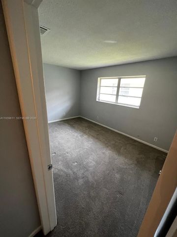 2701 NE 1st Street 203, Pompano Beach, FL 33062