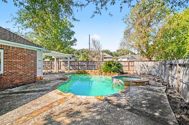 4106 Harwood Drive, Sugar Land, TX 77479