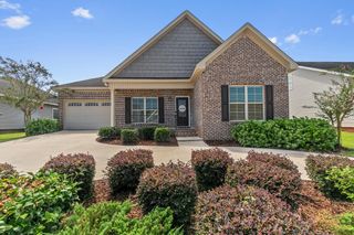 105 Gradic Ln, Dothan, AL 36301