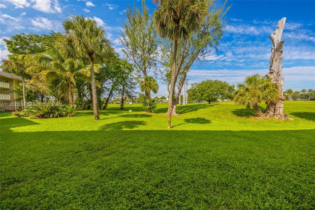 7480 Miami Lakes Dr G105, Miami Lakes, FL 33014