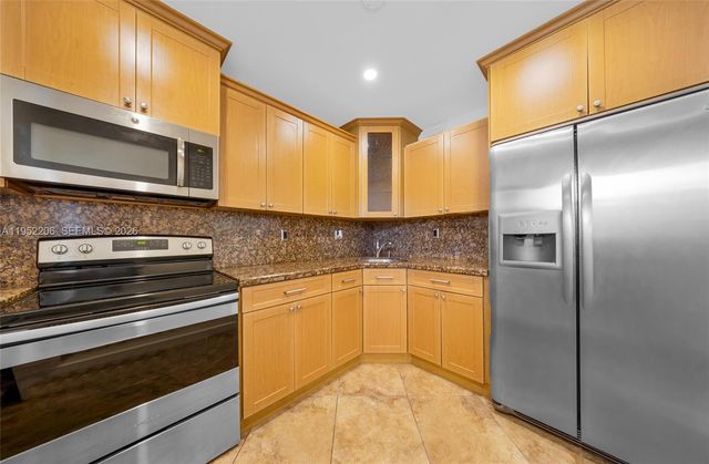 7480 Miami Lakes Dr G105, Miami Lakes, FL 33014