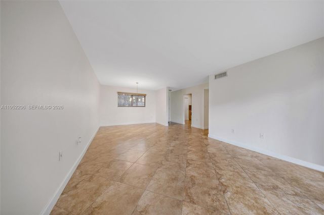 7480 Miami Lakes Dr G105, Miami Lakes, FL 33014