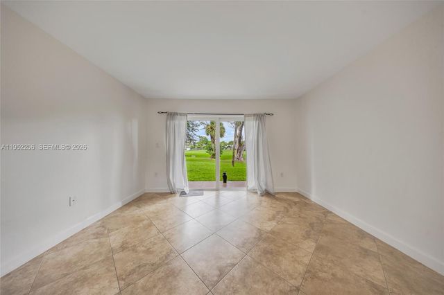 7480 Miami Lakes Dr G105, Miami Lakes, FL 33014