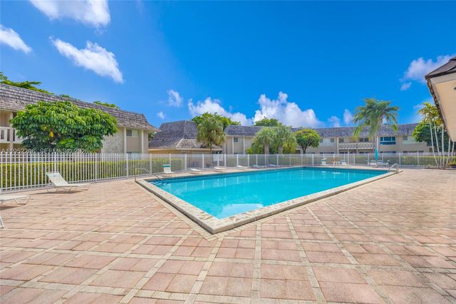 7480 Miami Lakes Dr G105, Miami Lakes, FL 33014