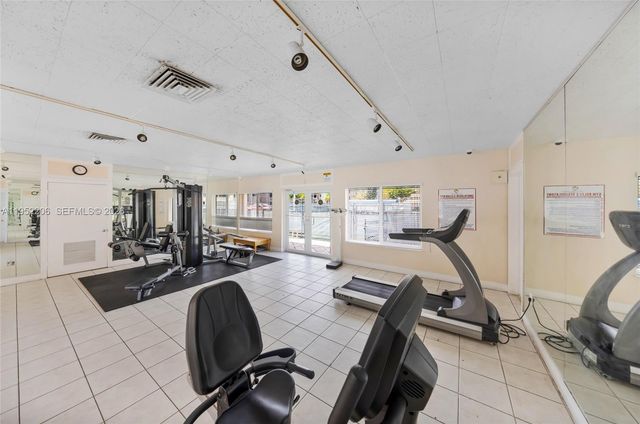7480 Miami Lakes Dr G105, Miami Lakes, FL 33014
