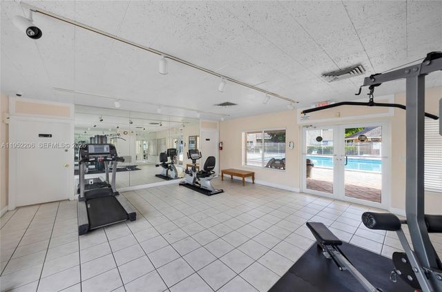 7480 Miami Lakes Dr G105, Miami Lakes, FL 33014