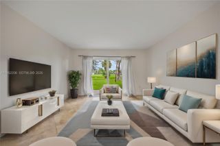 7480 Miami Lakes Dr G105, Miami Lakes, FL 33014