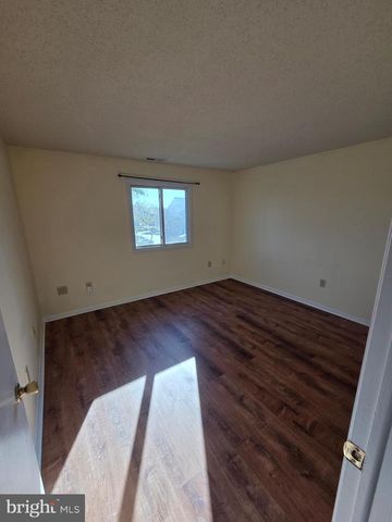 5012 RAVENS CREST DR, Plainsboro, NJ 08536