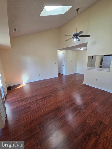 5012 RAVENS CREST DR, Plainsboro, NJ 08536