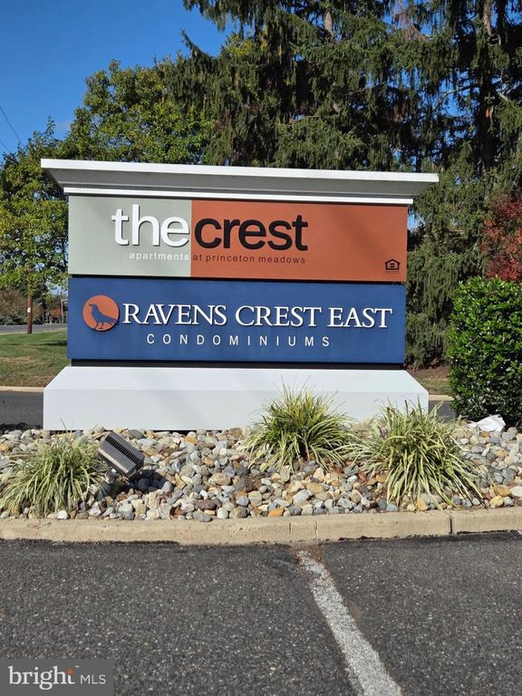 5012 RAVENS CREST DR, Plainsboro, NJ 08536