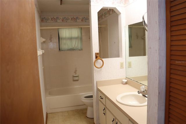 1112 NE 130 TERRACE, Silver Springs, FL 34488