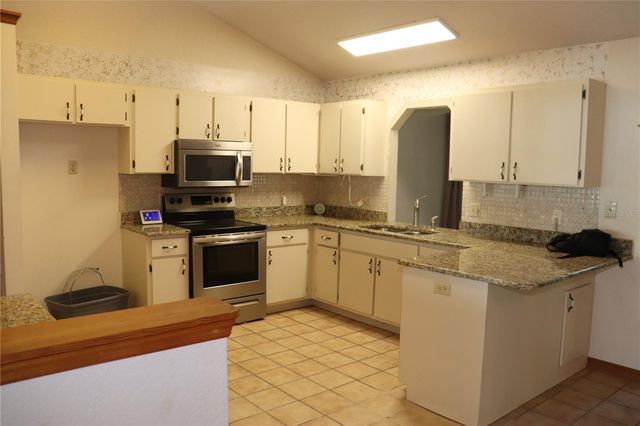 1112 NE 130 TERRACE, Silver Springs, FL 34488